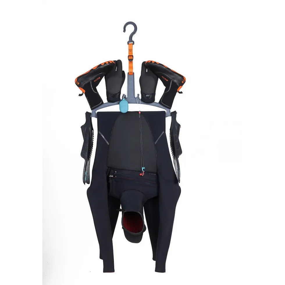 C-Monsta Wetsuit Hanger V2