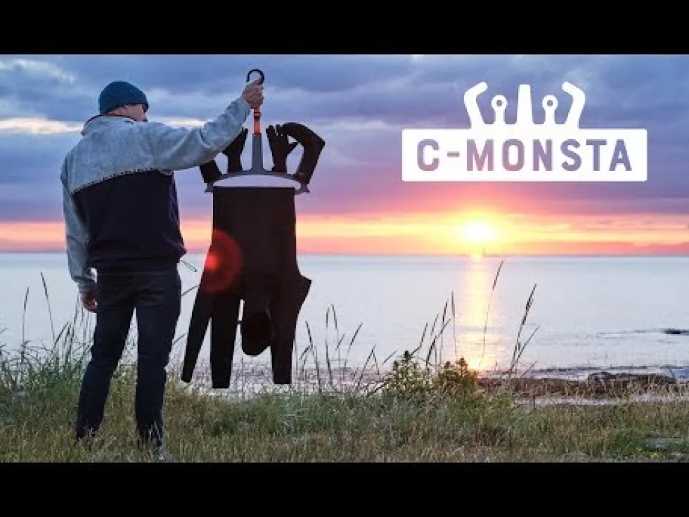 C-Monsta Wetsuit Hanger V2