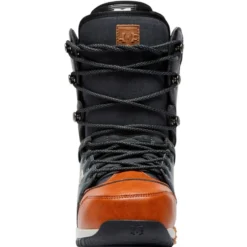 DC Mutiny Snowboard Boots