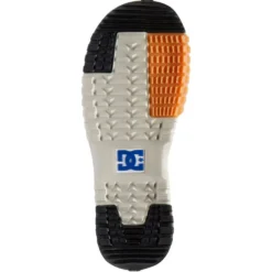 DC Mutiny Snowboard Boots