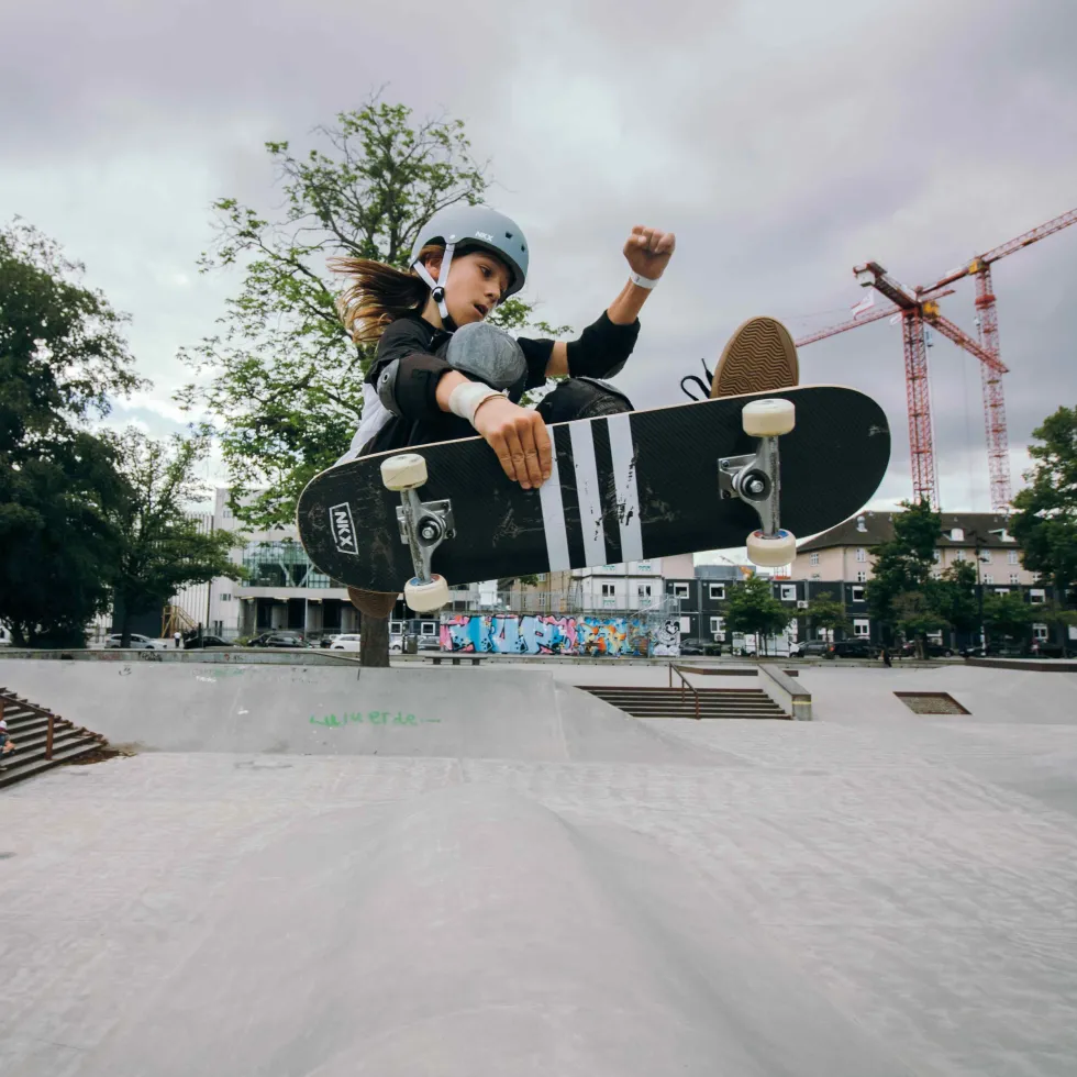 NKX Carbon Pro Skateboard