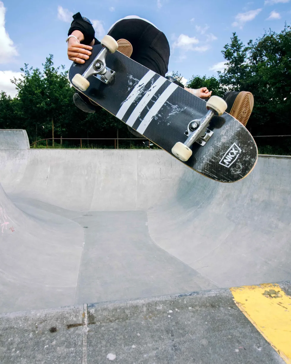 NKX Carbon Pro Skateboard