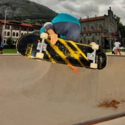 NKX Claws Skateboard