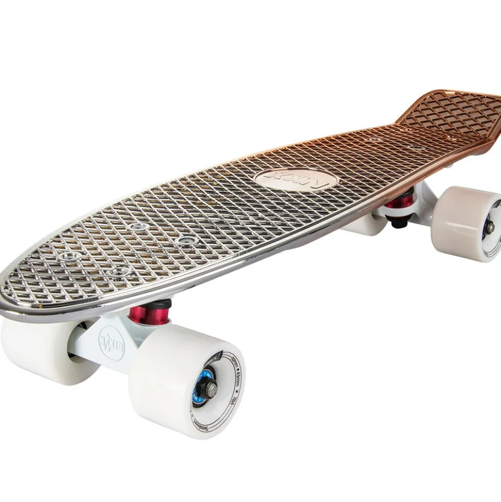 NKX Deluxe Skateboard 22"