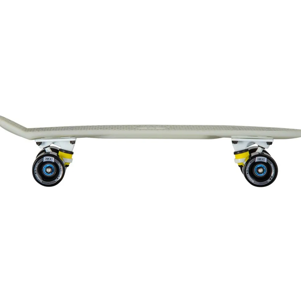 NKX Deluxe Skateboard 22"