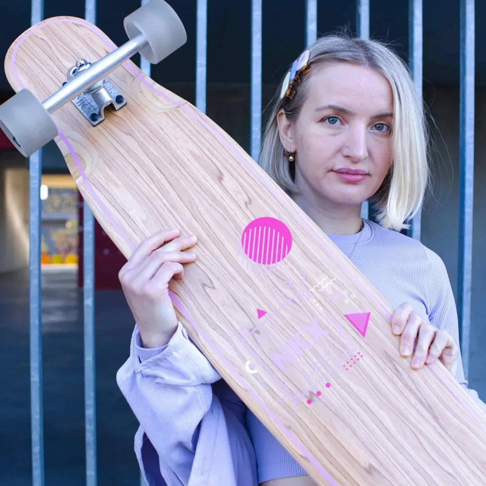 NKX Geometric Dancing Longboard