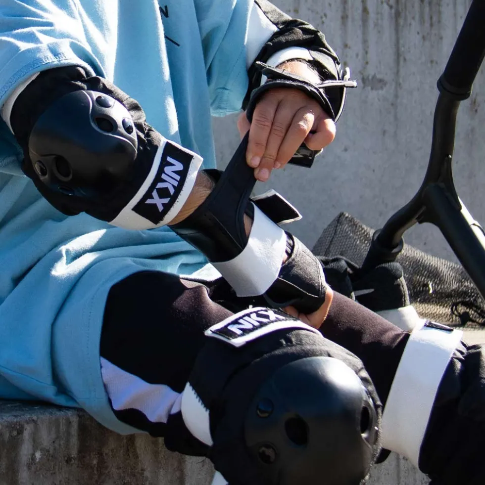 NKX Pro Kids Wrist Pads