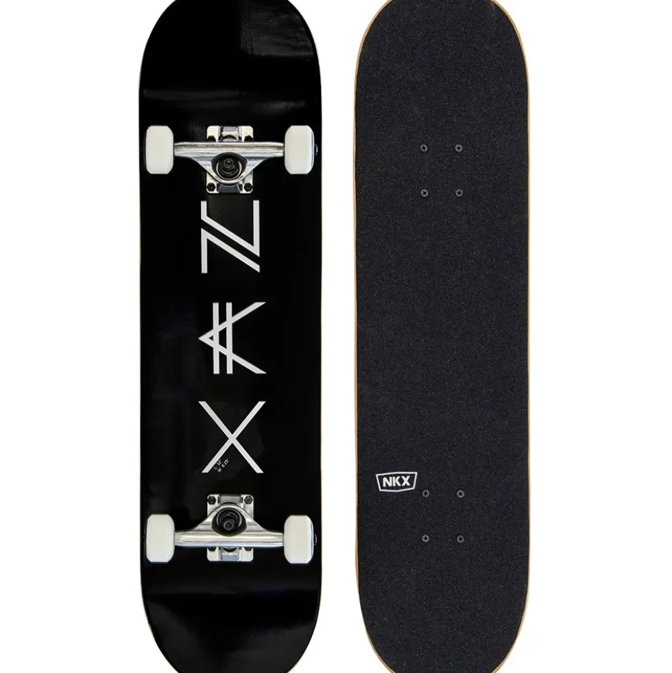 NKX Skateboard 8.25"