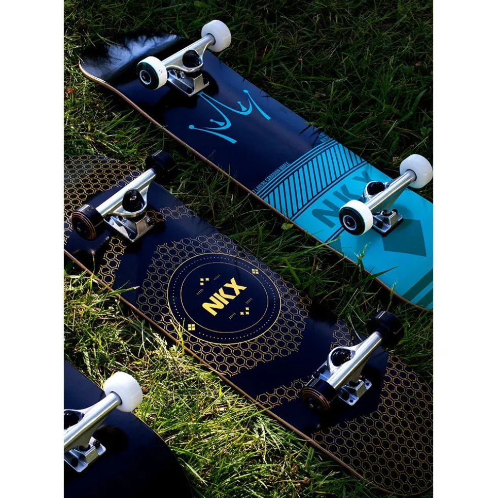 NKX Skateboard 8.25"