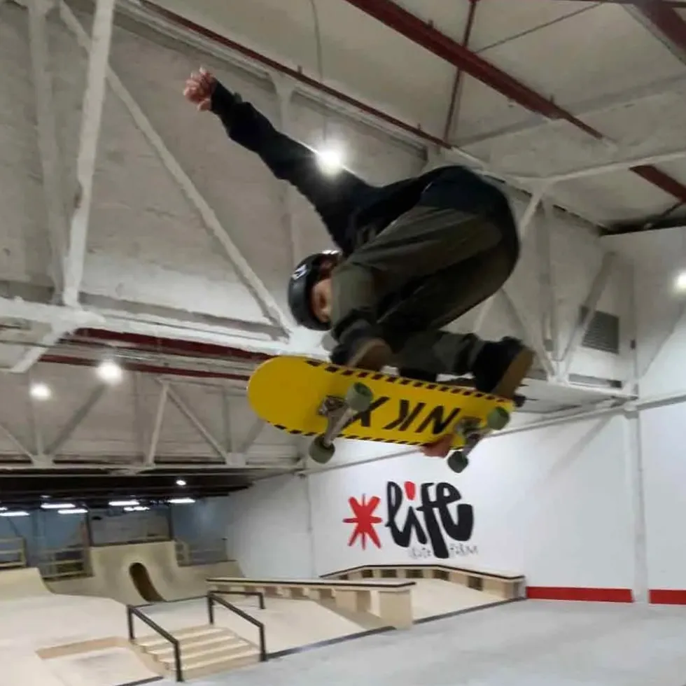 NKX Skateboard 7.75"