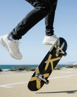 NKX Skateboard 7.5