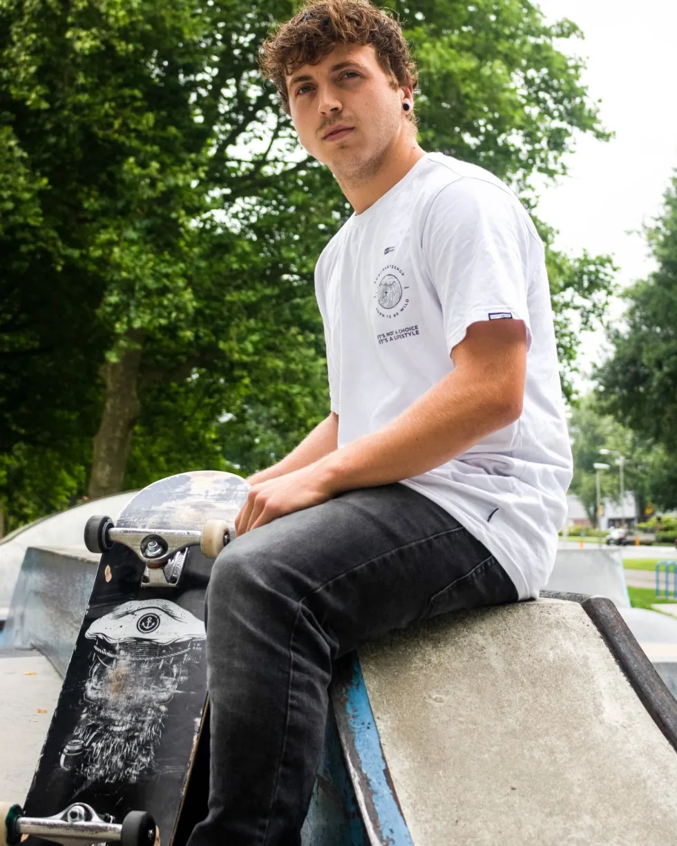 NKX Skateboard 8.25"