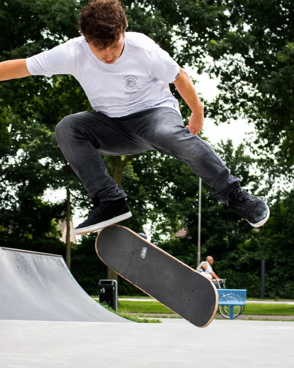 NKX Skateboard 8.25"