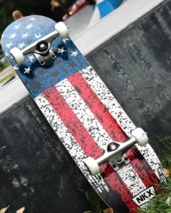 NKX Skateboard 8.25