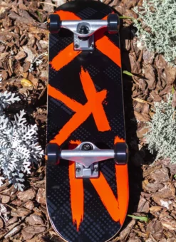 NKX Skateboard 7.5