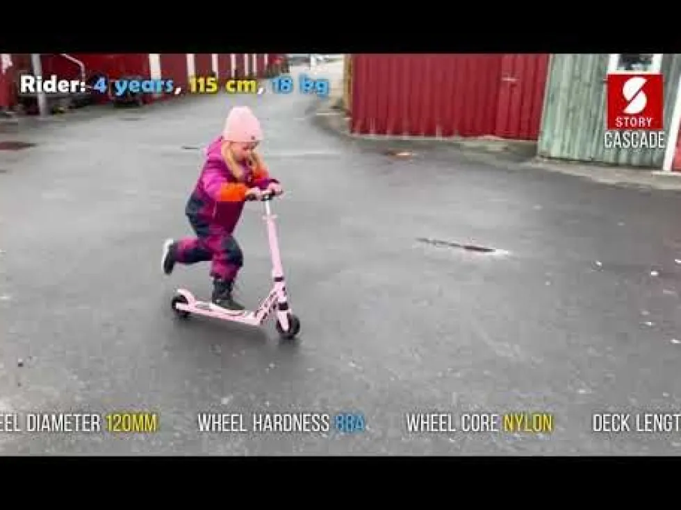 Story Cascade Kids scooter
