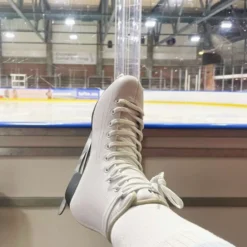 Story Dream White Figure Skates