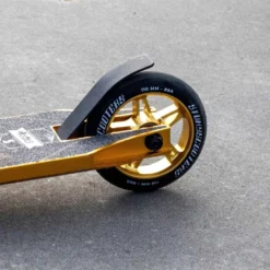 Story High Roller Pro Scooter