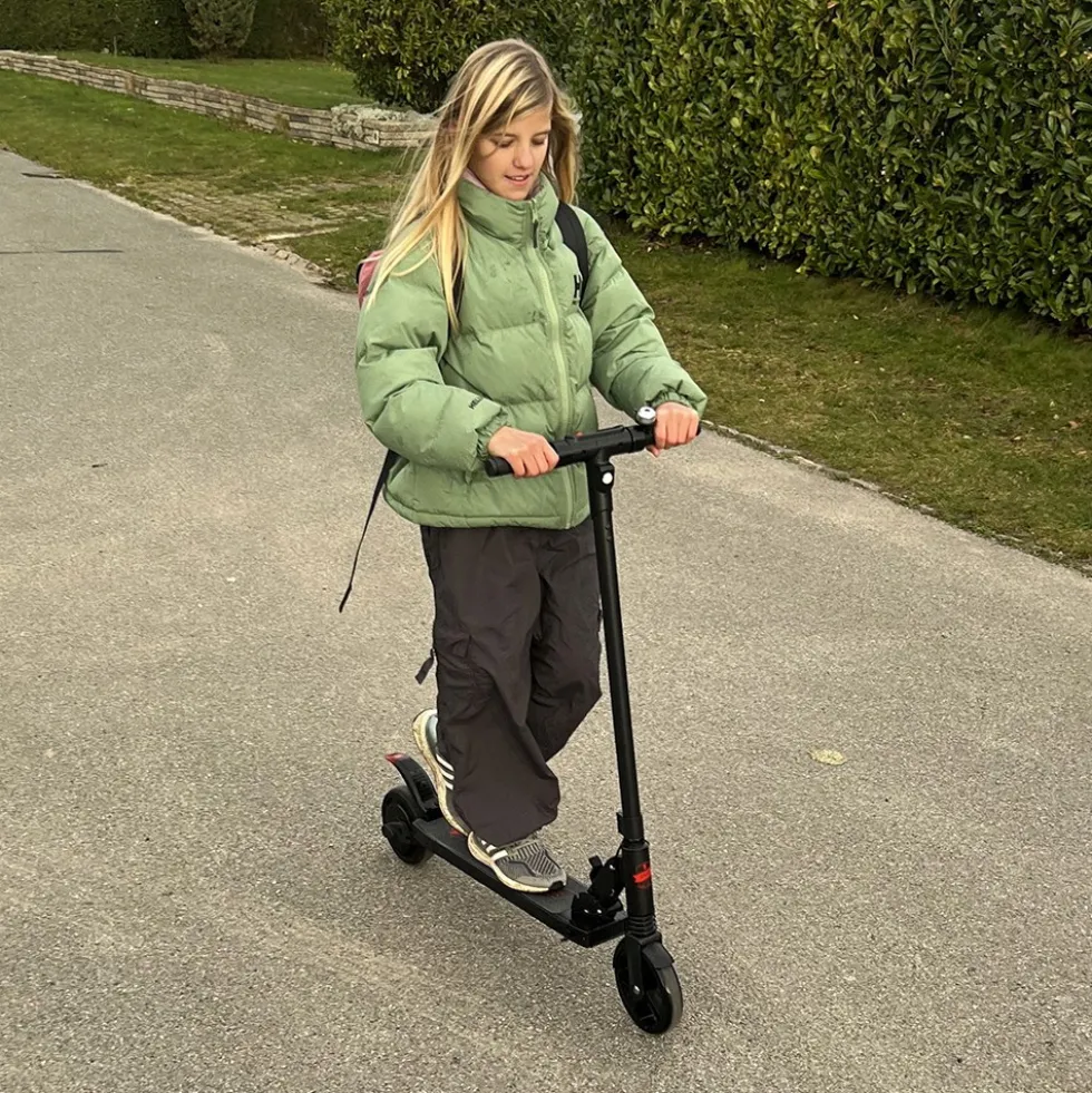 Story I-Motion Electric Scooter