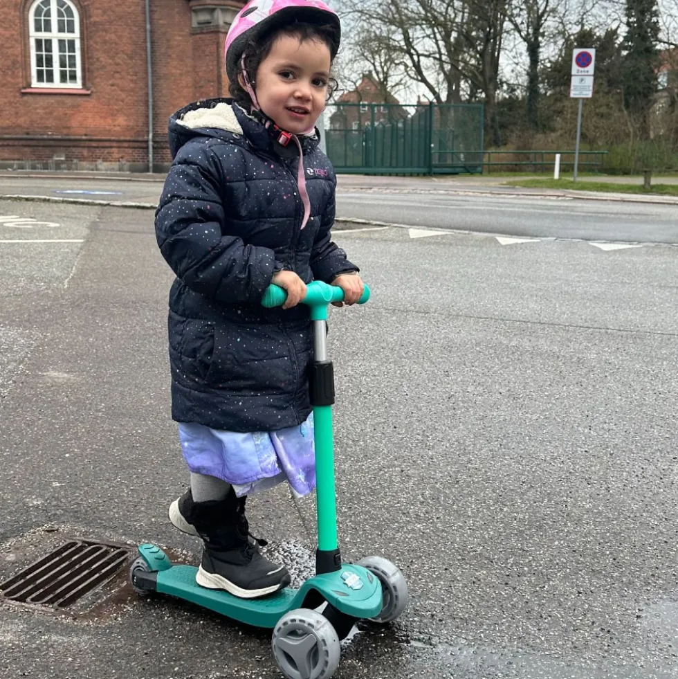 Story Mini Friends Deluxe 3IN1 Kids Scooter