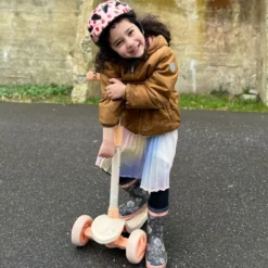 Story Mini Friends LED Kids Scooter – 3 Wheel Light Up