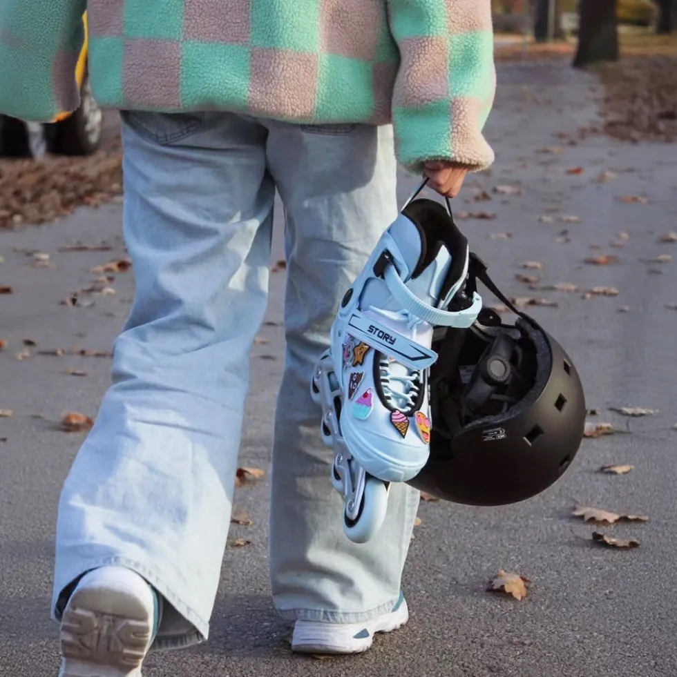 Story Moji Adjustable Inline Skates