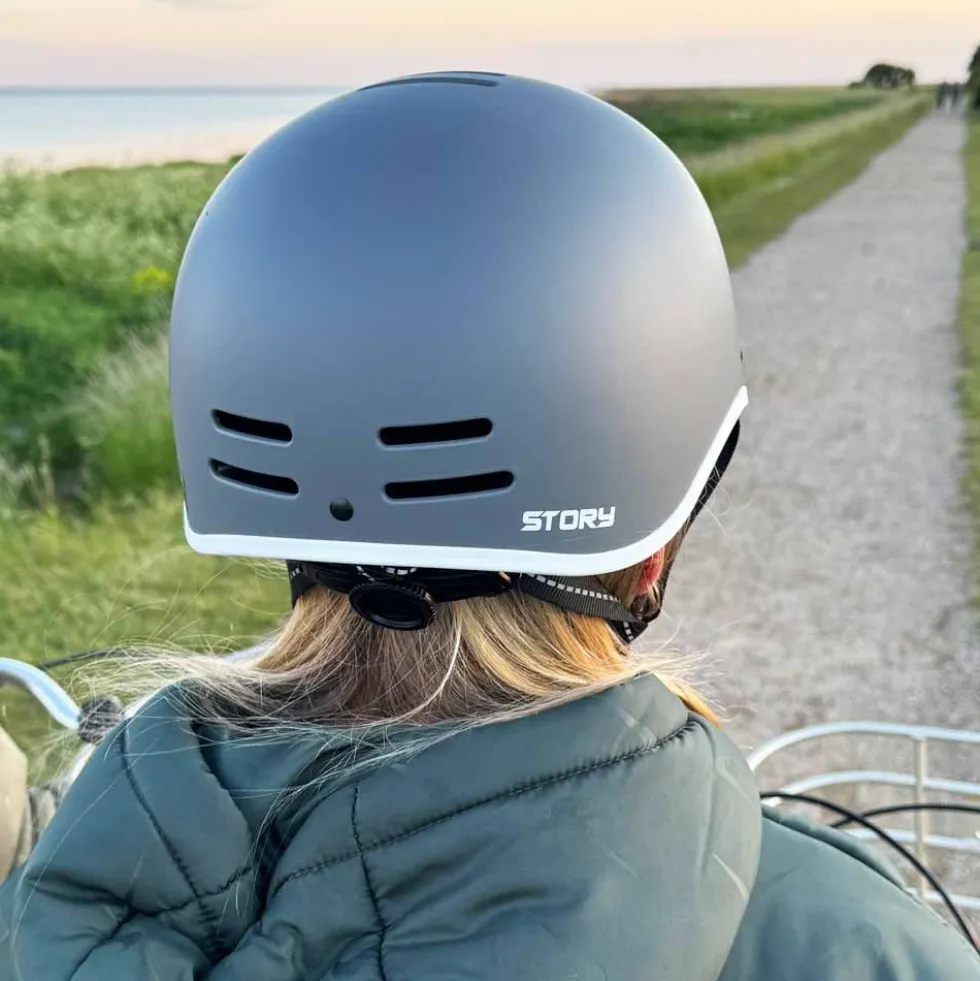 Story Retro Certified Helmet