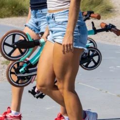 Story Retro Ride Foldable Kick Scooter