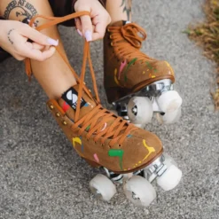 Story Retro Western Roller Skates