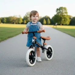 Story Run Racer Balance Bike