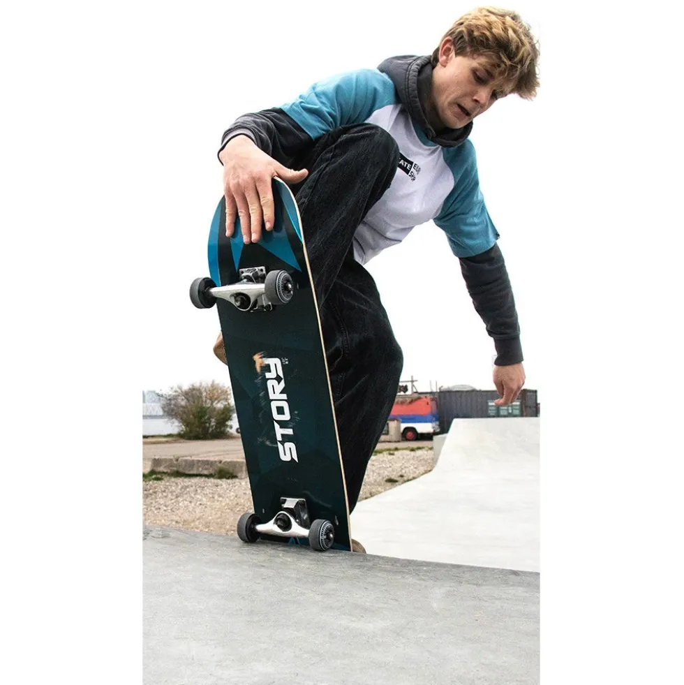 Story 8" Skateboard