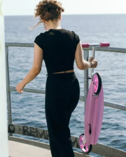 Story Swift Foldable Kick Scooter