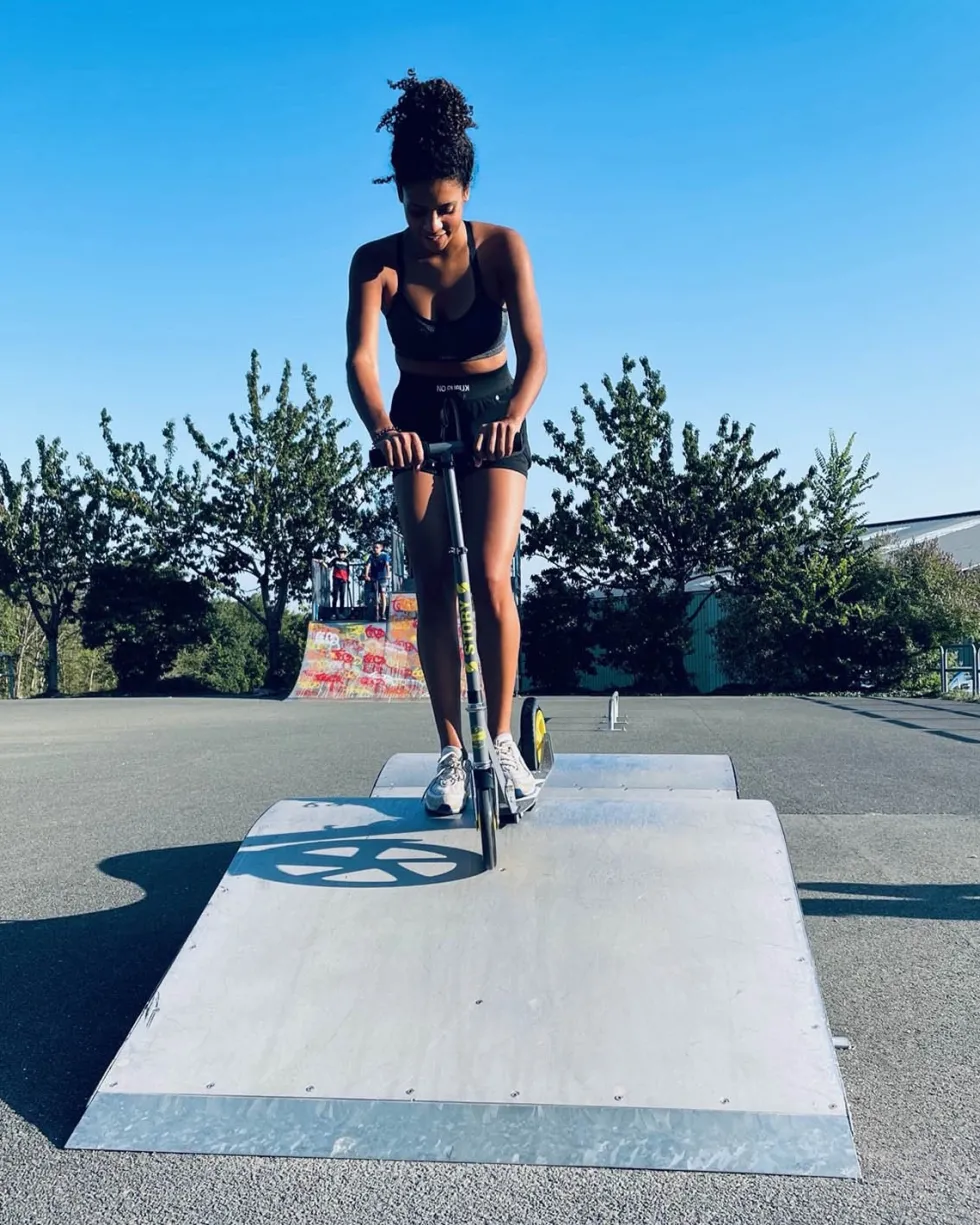 Story Urban GO! Foldable Kick Scooter