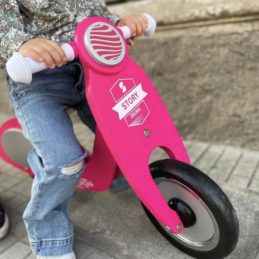 Story Vespo Balance Bike