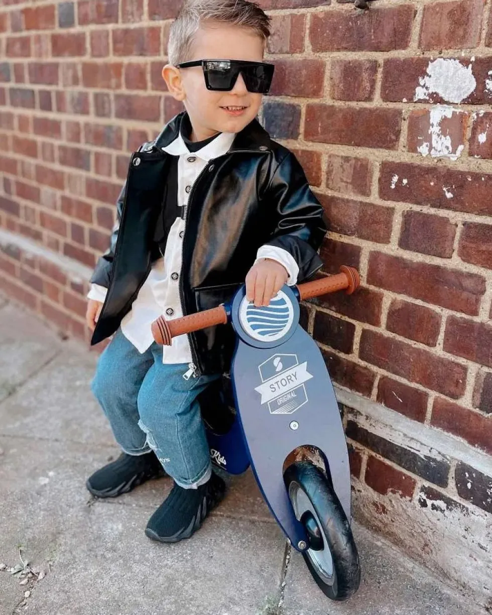 Story Vespo Balance Bike