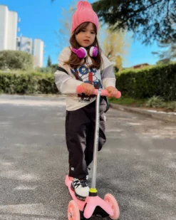 Story 3 wheel Drive Scooter