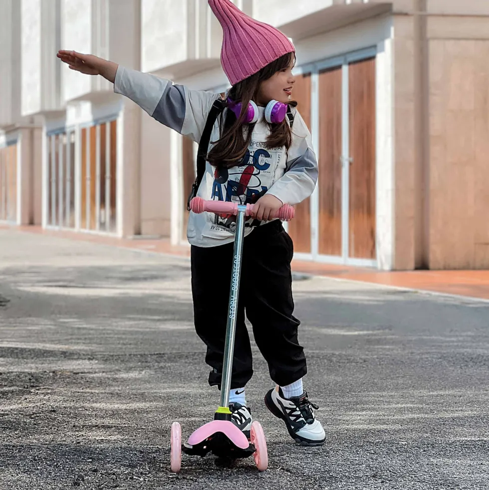 Story 3 wheel Drive Scooter