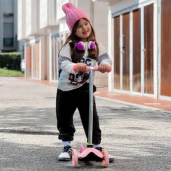 Story 3 wheel Drive Scooter