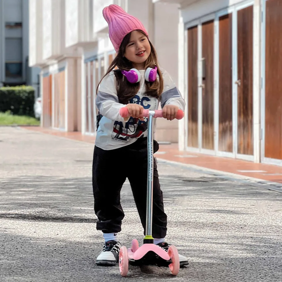 Story 3 wheel Drive Scooter